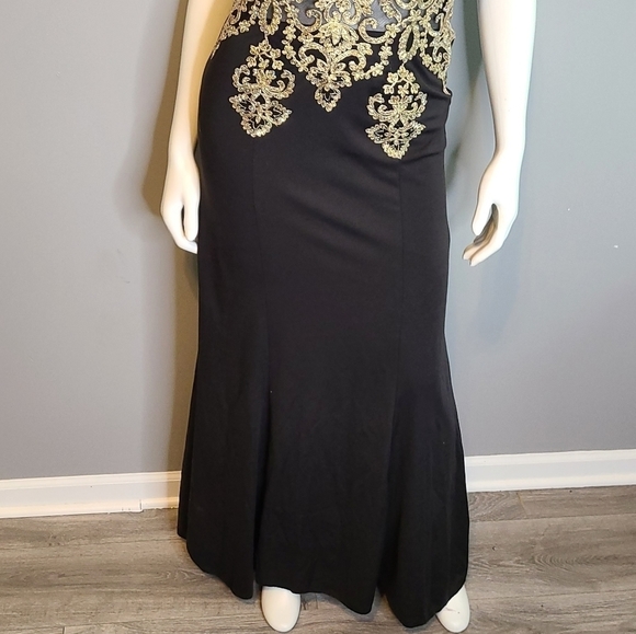 Elegant Black Floor Length Prom Dress size 6 FREE SHIPPING - Picture 12 of 15